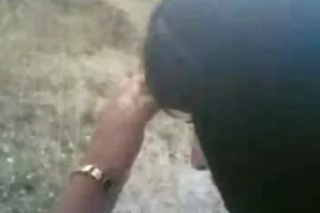 एक पुलिसकर्मी ने अपने सेक्सी फुल एचडी मूवी लंड को अपनी पैंट से बाहर निकाला और बड़े स्तन के साथ एक युवा श्यामला को सेक्स करने की व्यवस्था की ।