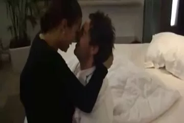 एक अंधे अमेरिकी हैकर ने चूमा और एक डकैत को मार डाला क्योंकि सेक्सी वीडियो फुल एचडी मूवी उसने मिशालिच के लिए काम नहीं किया था